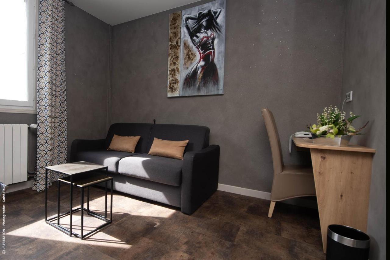 Logis Hotel Beau Site Loubaresse  Экстерьер фото