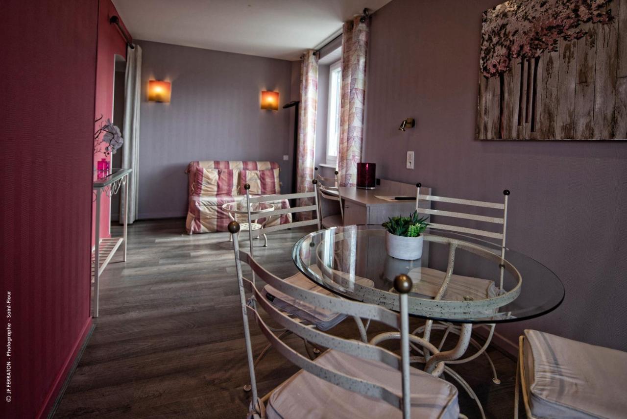 Logis Hotel Beau Site Loubaresse  Экстерьер фото